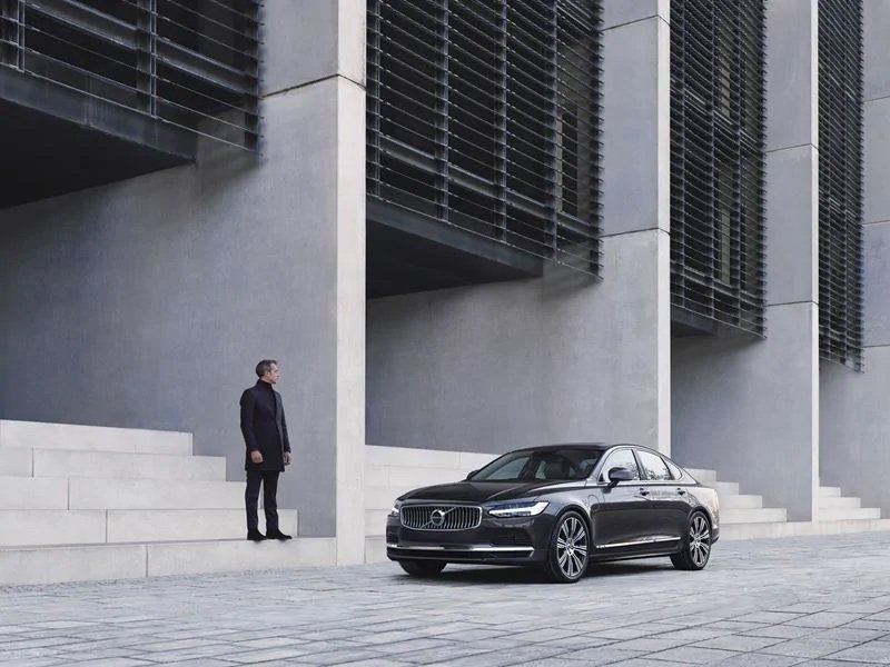 Volvo S90